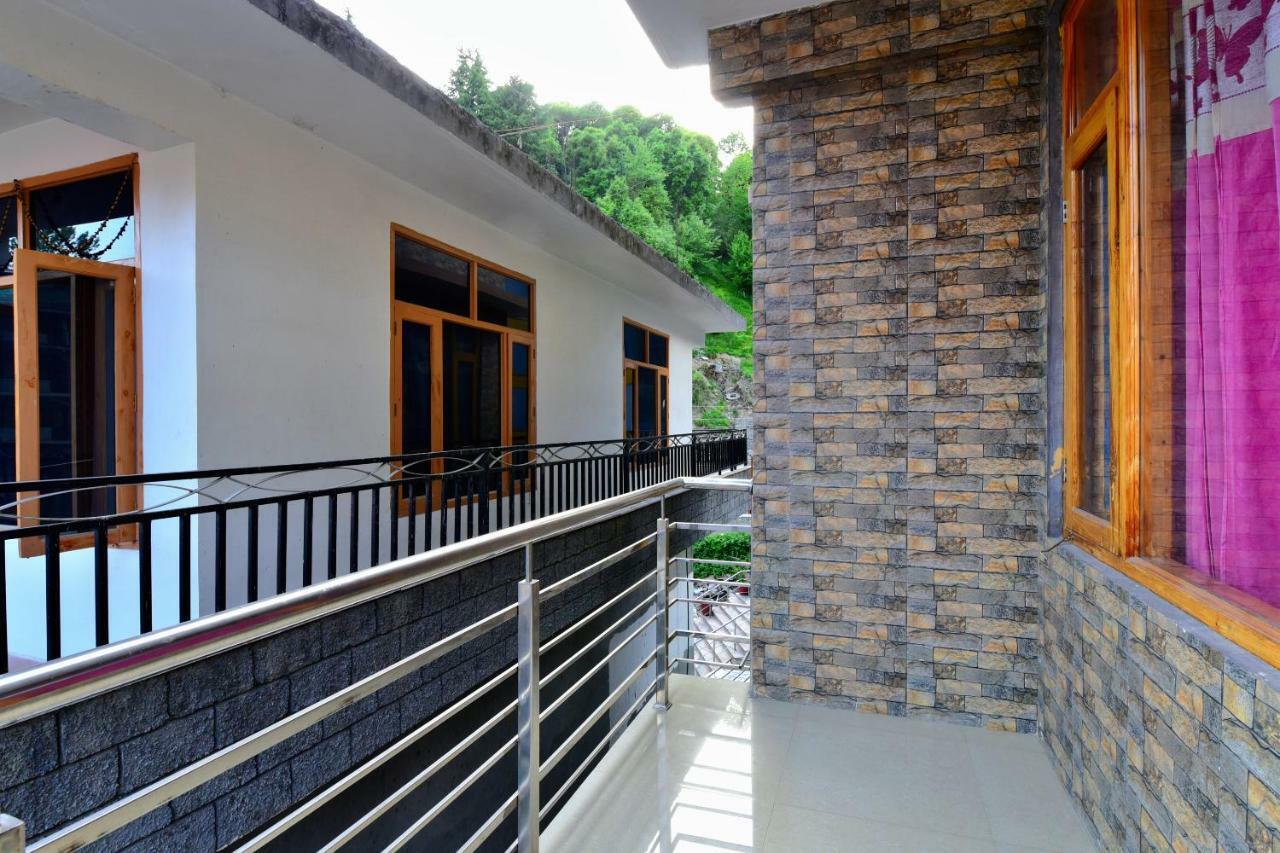 Oyo 38661 Hotel Apna Ghar Manāli Dış mekan fotoğraf